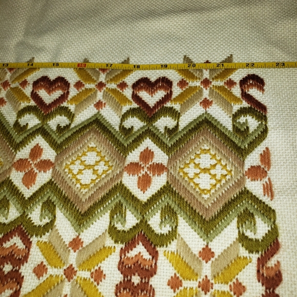 Table Runner Fall Colors 61" L × 27" W - Picture 5 of 7